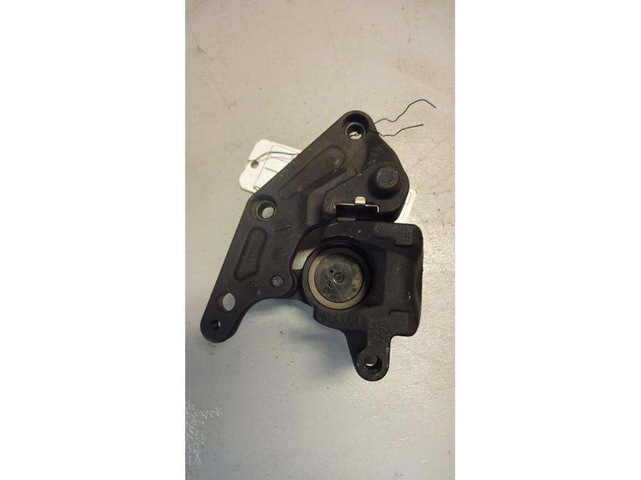 Höger sida på Bromsok från en BMW F 800 GT -2015 motorcykel.