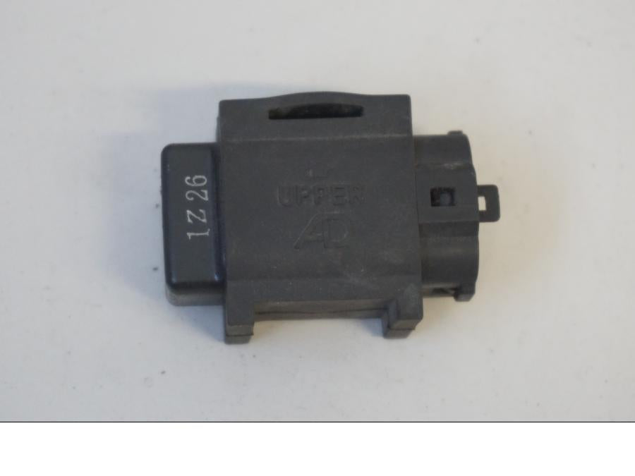 Framsidan pÄ Tilt Sensor frÄn en Suzuki SFV 650 A Gladius -2012 motorcykel.