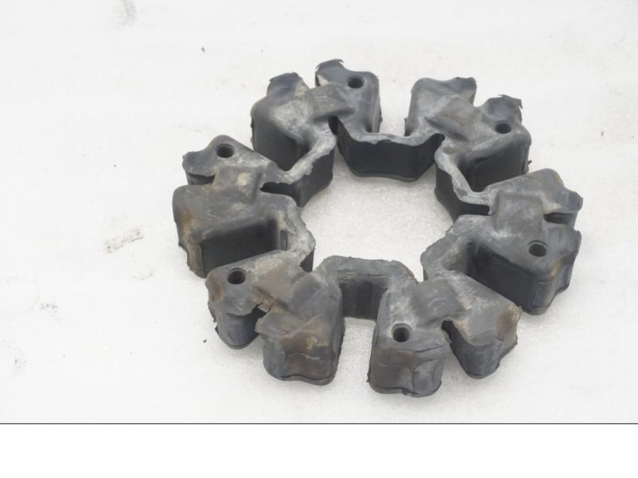 Baksidan på Ryckutjämnare från en KTM 125 Duke -2015 motorcykel.