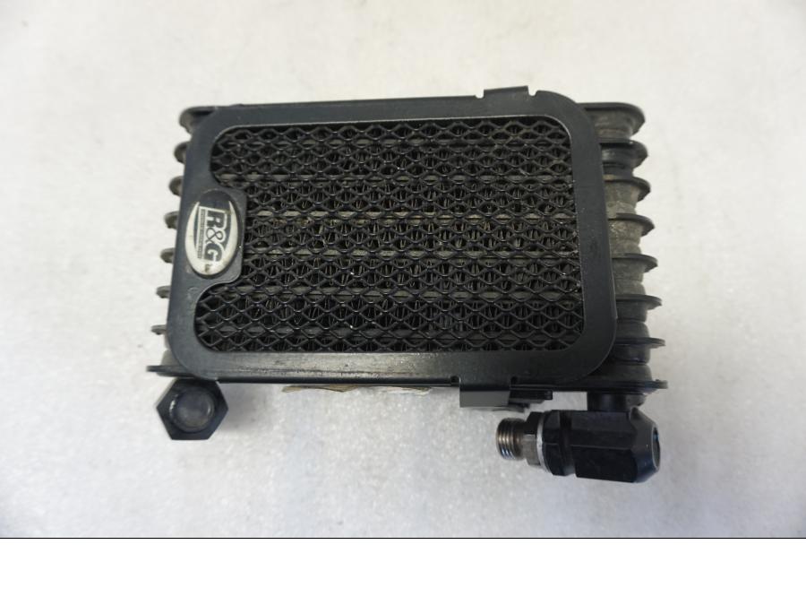 Baksidan på Oljekyl från en Ducati Monster 796 -2013 motorcykel.