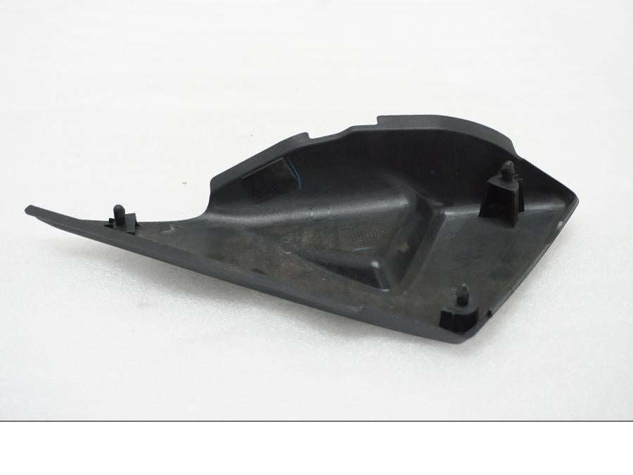 Höger sida på Sidopanel från en Suzuki GSX 1300 BK -2008 motorcykel.