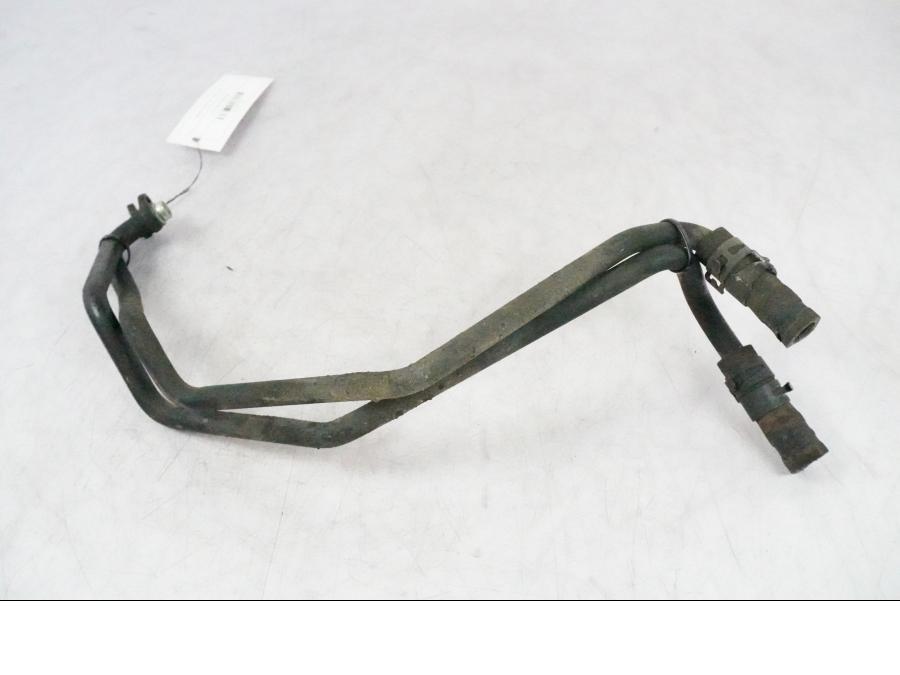 Höger sida på Oljekylrör från en BMW F 800 GS -2009 motorcykel.