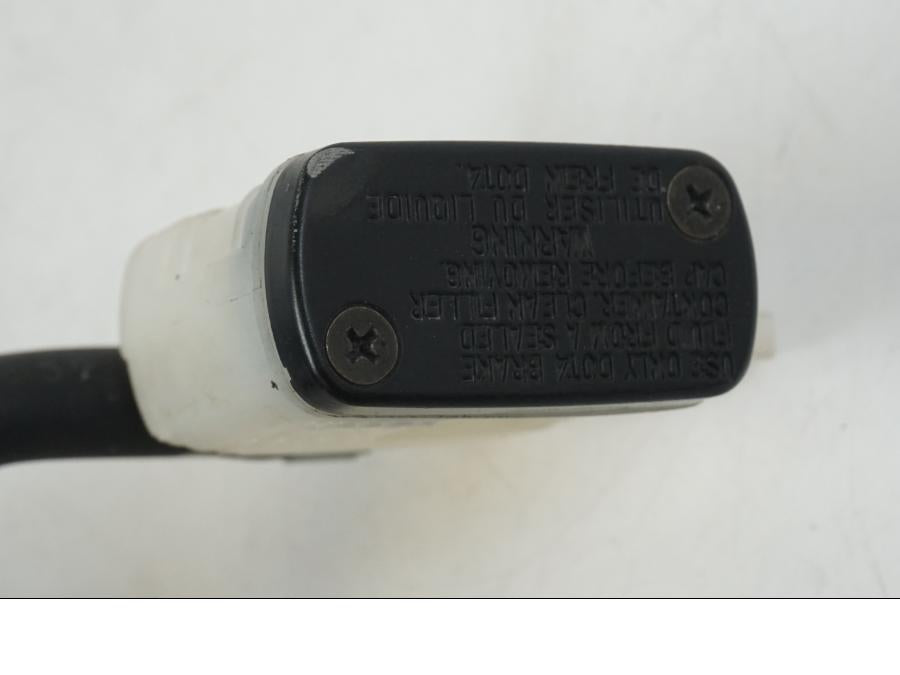 Extrabild2 på Bromshuvudcylinder från en Suzuki GSX-R 1000 -2007 motorcykel.