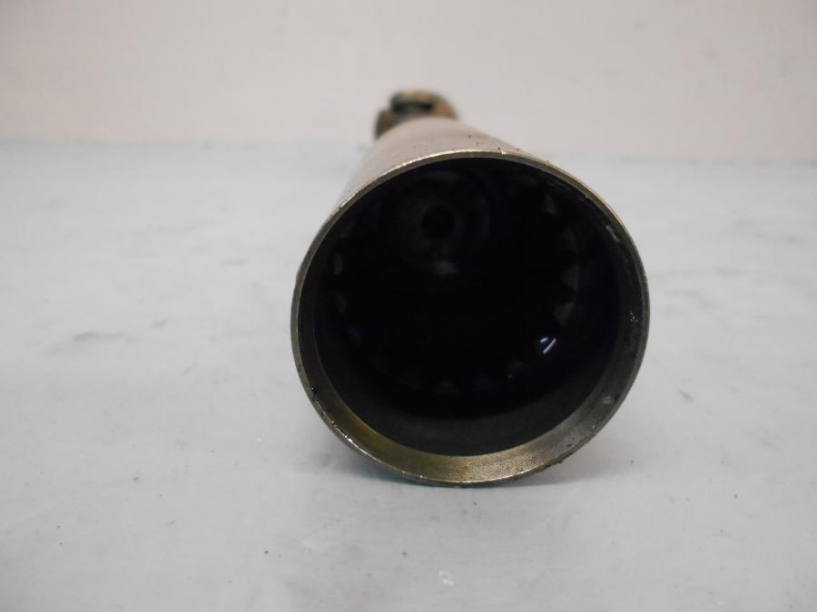 Höger sida på Kardanaxel från en Kawasaki VN 1600 Mean Streak -2007 motorcykel.