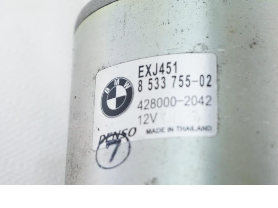 Vänster sida på Startmotor från en BMW K 1600 -2015 motorcykel.