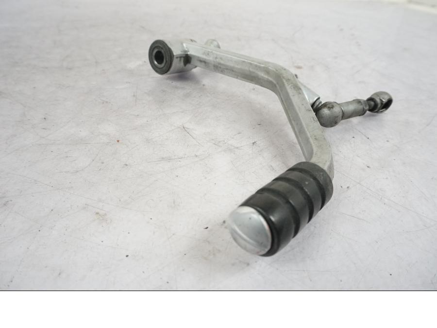 Höger sida på Växelpedal från en BMW R 850 R -2004 motorcykel.