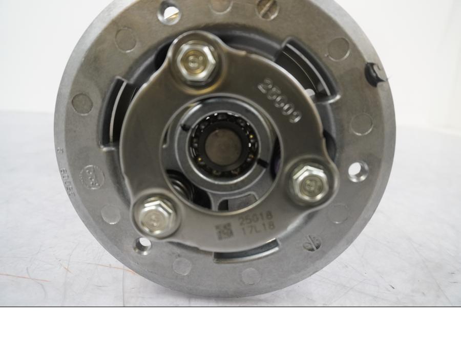 Extrabild2 på Kopplingskorg från en Ducati Multistrada 1260 -2020 motorcykel.