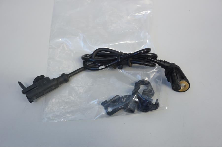 Framsidan på ABS givare från en Kawasaki Versys 1000 -2015 motorcykel.