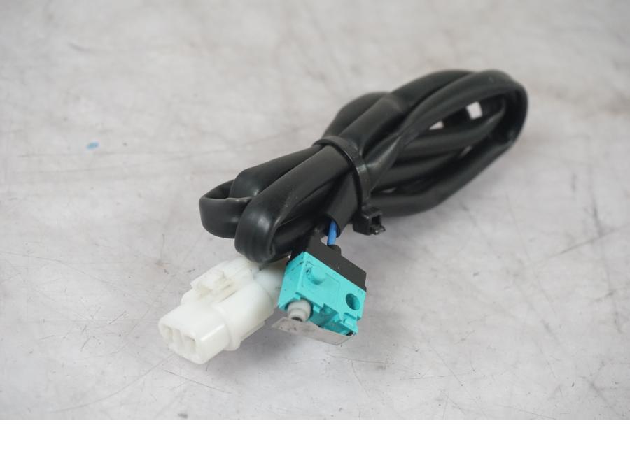 Höger sida på Kopplingskontakt från en KTM 1290 Super Adventure S -2022 motorcykel.