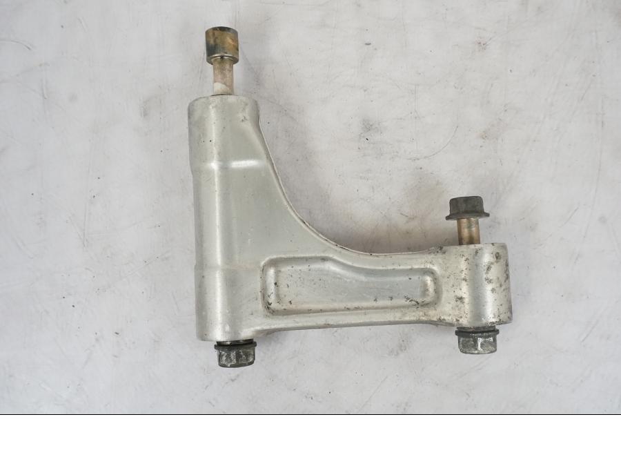 Extrabild1 på Länkarm från en Honda VTR 1000 F -1997 motorcykel.