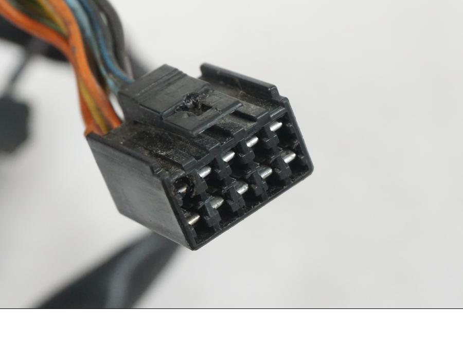 Extrabild6 på Styrelreglage från en Suzuki SV 650 S -2005 motorcykel.