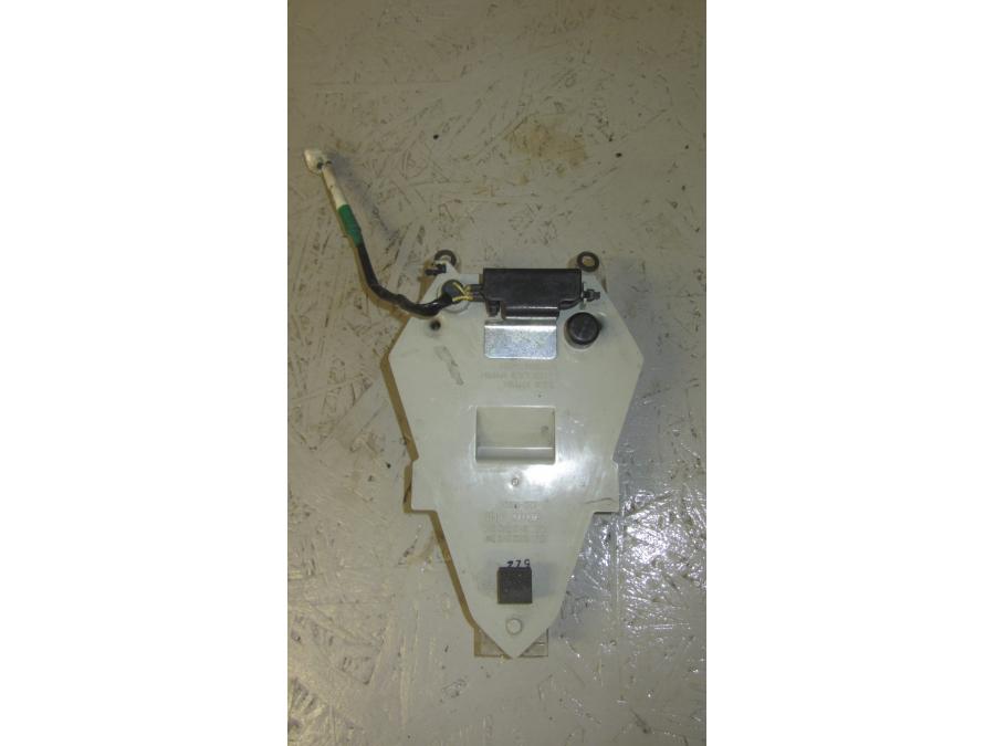 Baksidan på Baklampa från en Yamaha YZF R6 -2006 motorcykel.