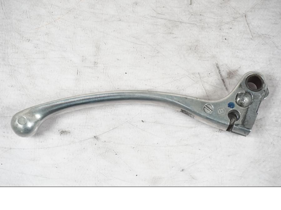 Snett uppifrån på Kopplingsgrepp från en Honda VT 600 C -1998 motorcykel.