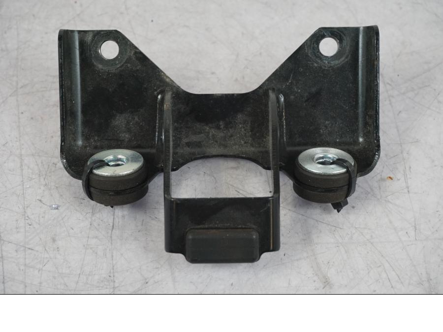 Snett uppifrÄn pÄ BaklampfÀste frÄn en Yamaha MT-09 SP -2018 motorcykel.