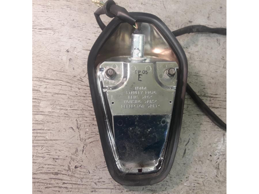 Höger sida på Baklampa från en Honda VTX 1800 -2007 motorcykel.