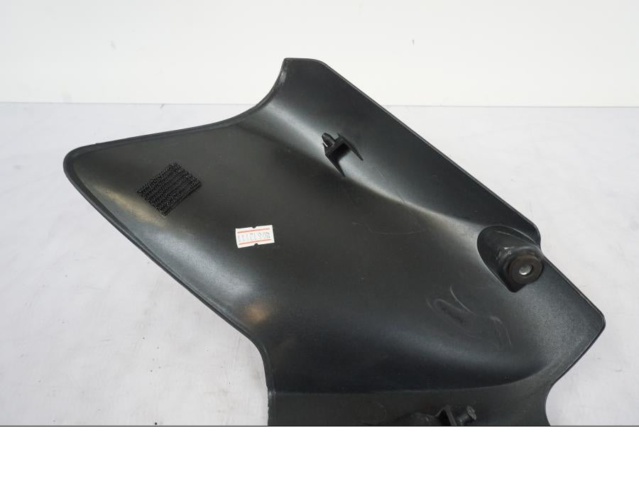 Extrabild1 på Bensintankskåpa från en Kawasaki ER-6N -2012 motorcykel.