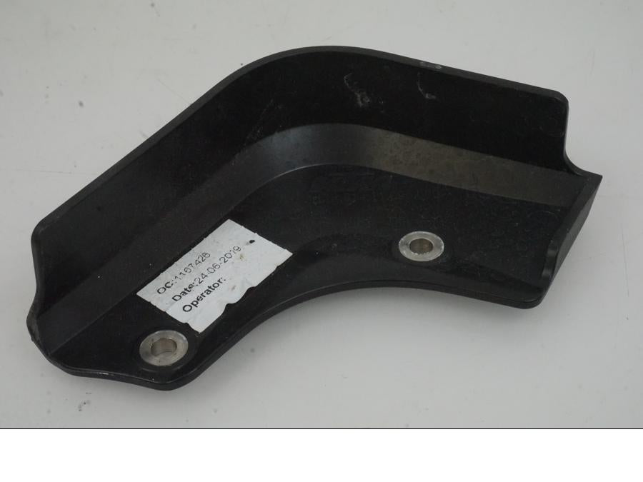 Vänster sida på Motorskyddskåpa från en KTM 1290 Super Duke -2019 motorcykel.