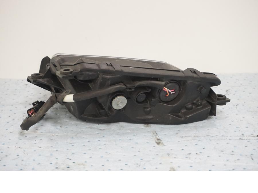 Baksidan på Strålkastare från en Kawasaki Ninja H2 -2019 motorcykel.