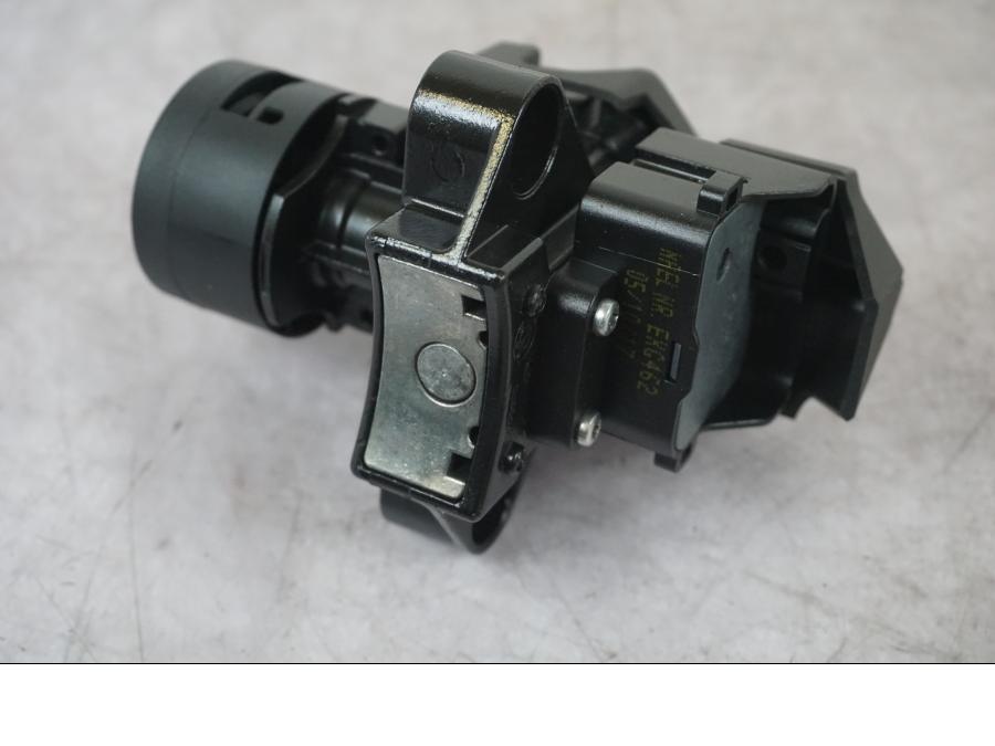 Extrabild3 på Låssats från en BMW F 800 R -2018 motorcykel.