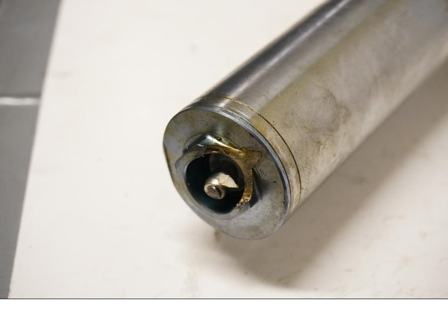 Snett uppifrÄn pÄ Gaffelben frÄn en Honda CBR 600 RR -2003 motorcykel.