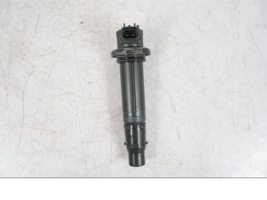 Baksidan på Tändspole från en Yamaha MT-09 -2016 motorcykel.