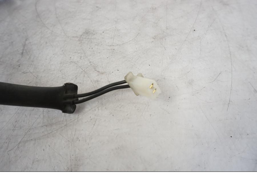 Vänster sida på Bromsljuskontakt från en Honda VTR 1000 F -1997 motorcykel.