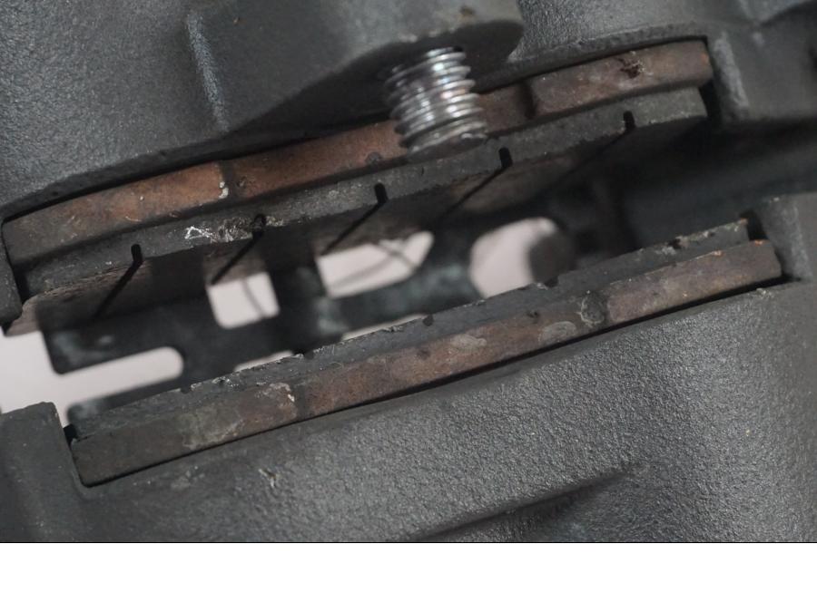 Extrabild2 på Bromsok från en Kawasaki Z 900 -2019 motorcykel.