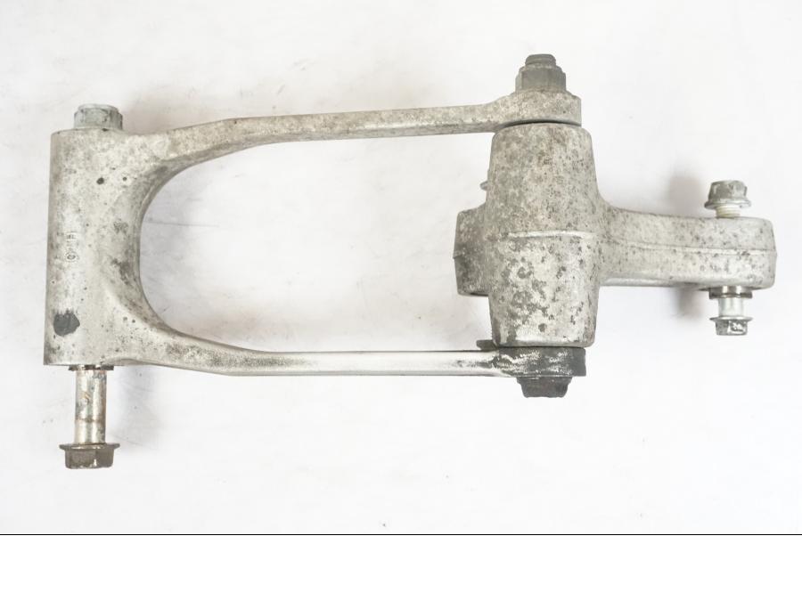 Extrabild1 på Stötdämparlänkage från en Suzuki GSX-R 750 -2007 motorcykel.