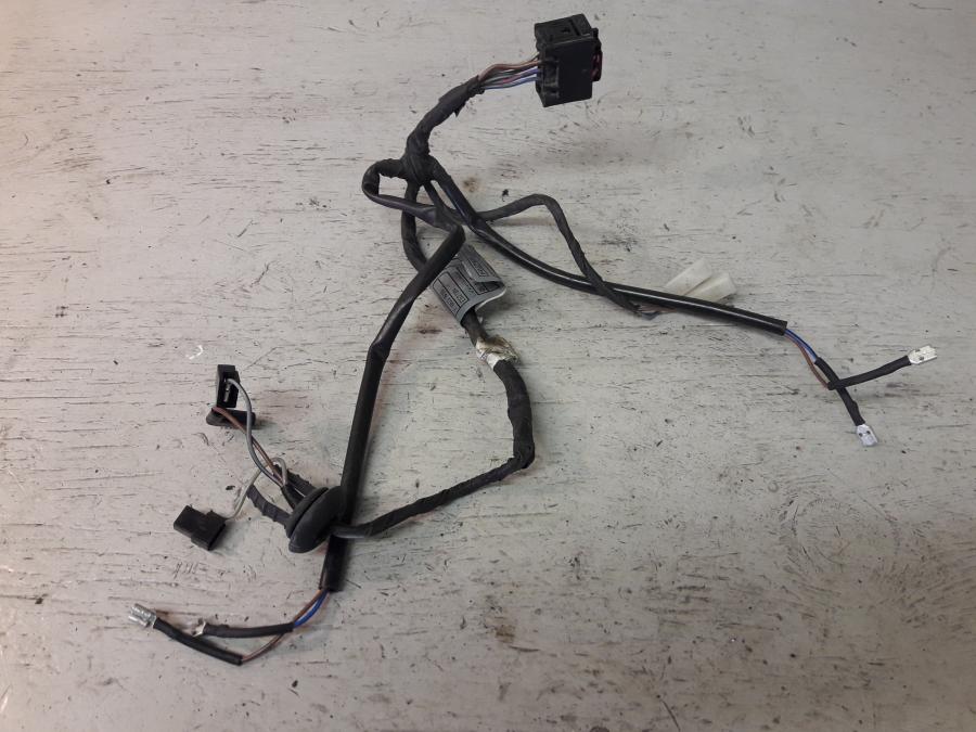 Framsidan på Kablage från en BMW R 1150 R -2004 motorcykel.