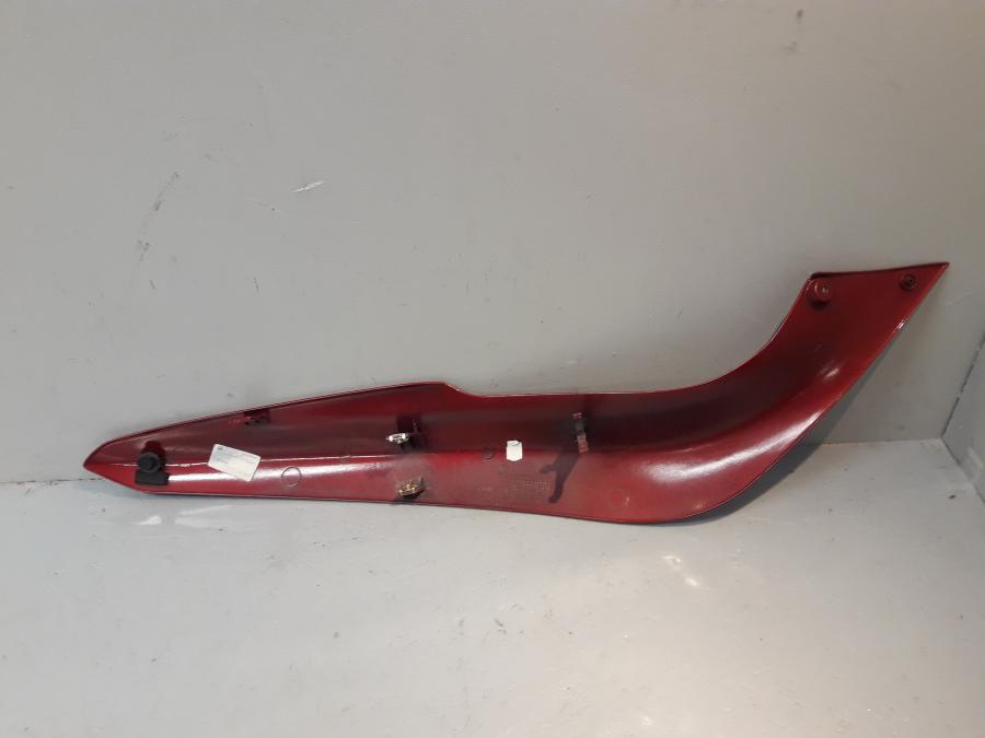 Vänster sida på Sidopanel från en BMW R 1150 R -2004 motorcykel.