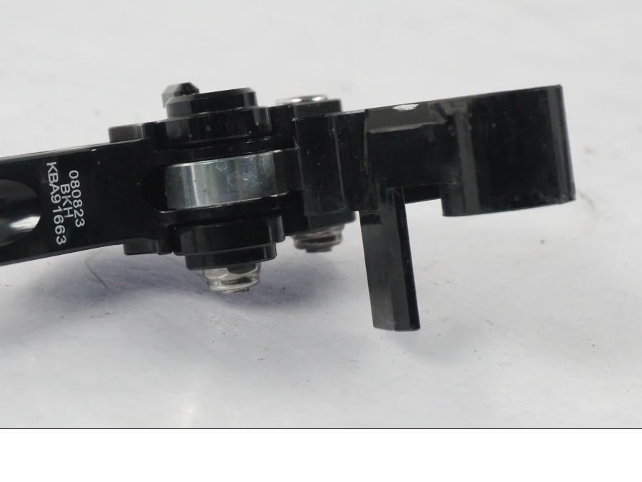 Extrabild2 på Kopplingsgrepp från en Kawasaki ZX-6R -2005 motorcykel.