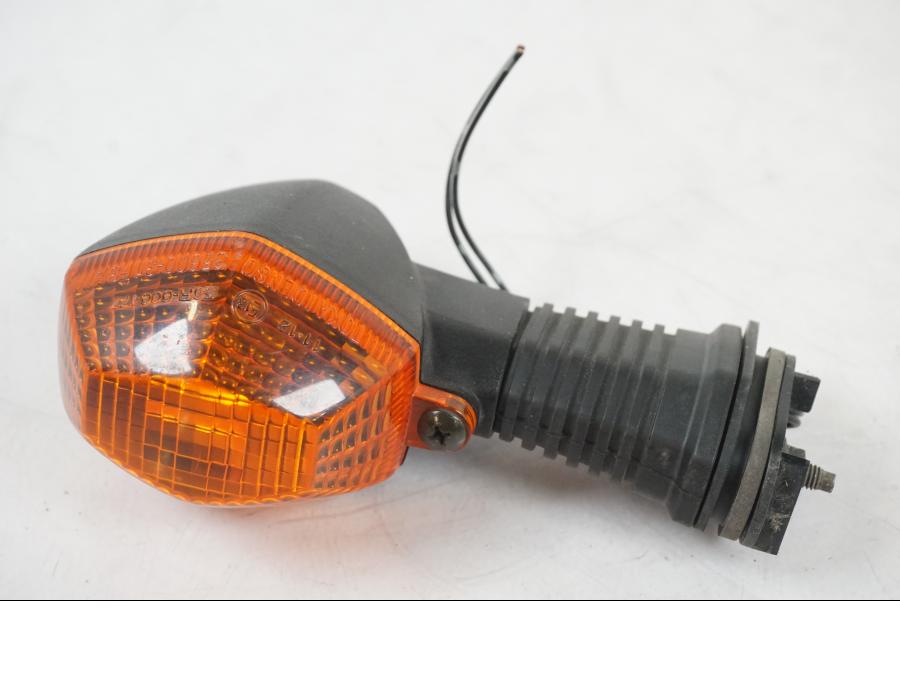 Framsidan på Blinkers från en Suzuki SV 650 S -2005 motorcykel.