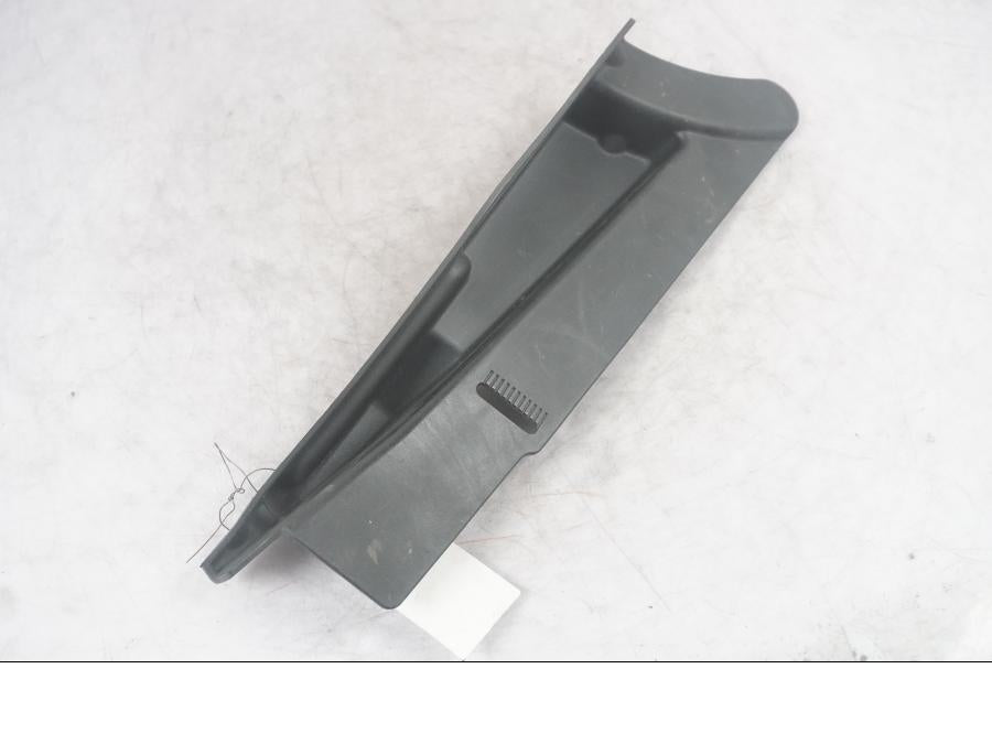 Baksidan på Remskydd från en H-D Dyna Street Bob FXDB/I -2007 motorcykel.