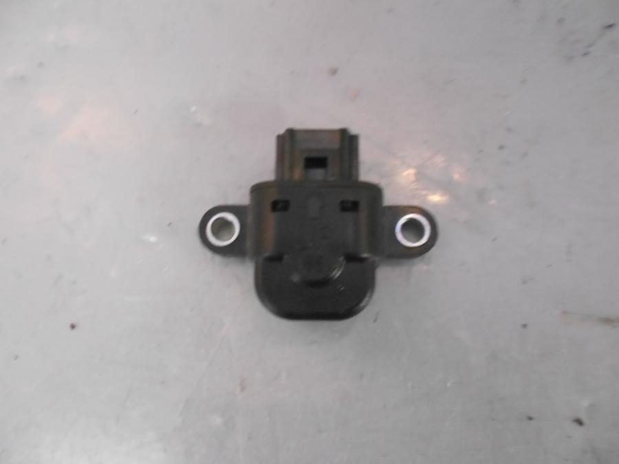 Framsidan på Tilt Sensor från en Kawasaki Z 1000 -2019 motorcykel.