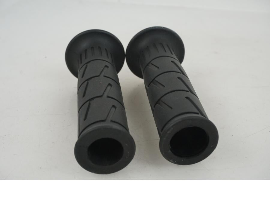 Höger sida på Handtag från en Kawasaki Versys 1000 -2022 motorcykel.