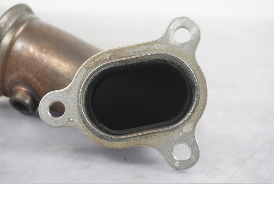 Extrabild2 på Grenrör från en KTM 1290 Super Duke R -2022 motorcykel.