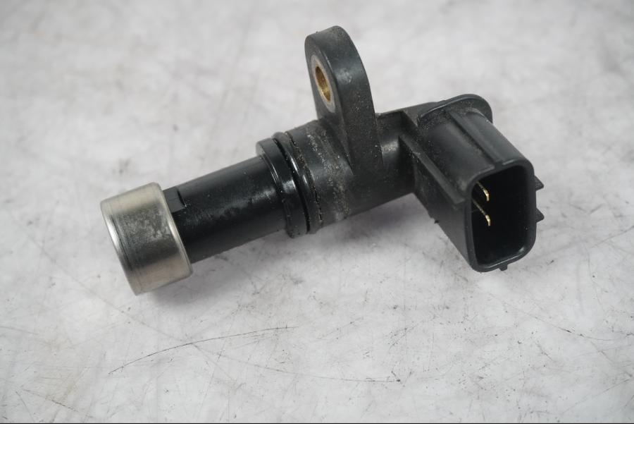 Baksidan pÄ Hastighetsgivare frÄn en Kawasaki ZX-10R -2008 motorcykel.