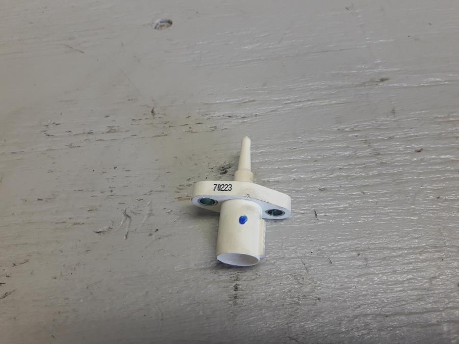 Framsidan på Luftburksensor från en KTM 125 Duke -2017 motorcykel.