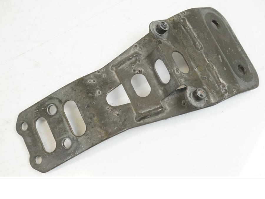 Baksidan på Bakskärmstag från en Honda VFR 800 -2003 motorcykel.