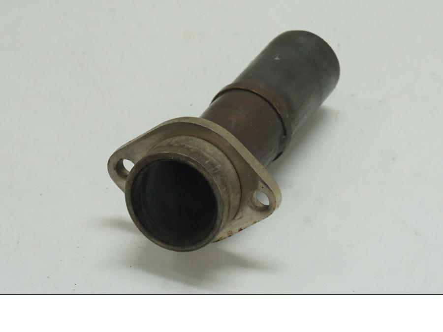 Höger sida på Grenrör från en Suzuki SV 650 -2001 motorcykel.