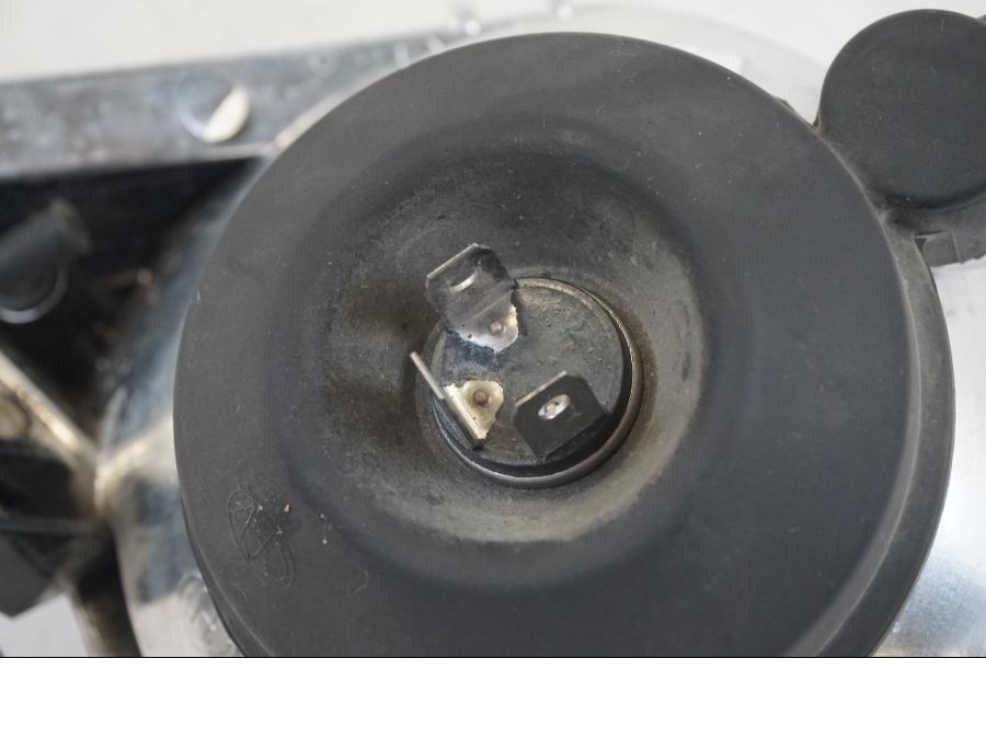 Höger sida på Strålkastare från en Yamaha WR 125 -2011 motorcykel.