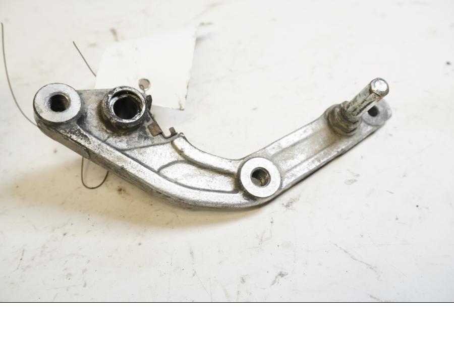 Baksidan på Bromsoksfäste från en Triumph Tiger -2002 motorcykel.