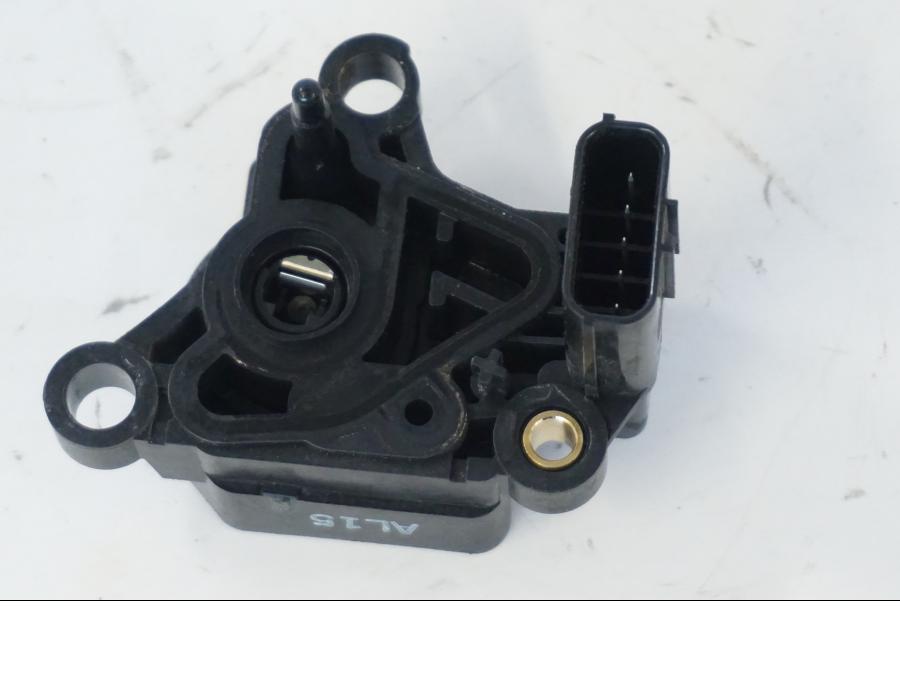 Extrabild2 på TPS från en Honda SH 300 A -2011 scooter.