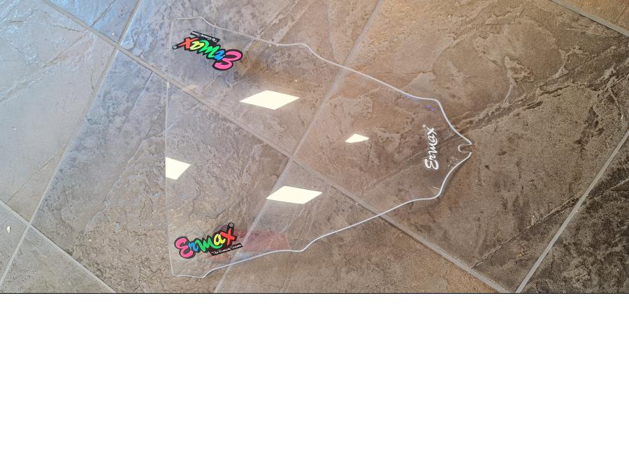 Framsidan på Vindruta från en Yamaha YZF 1000 R1 -1998 motorcykel.