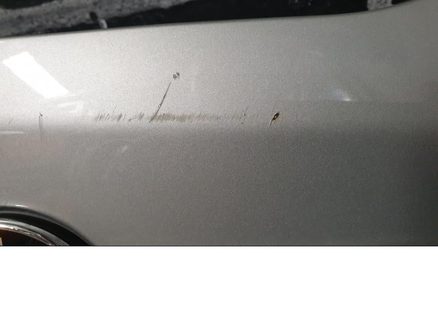 Höger sida på Sidkåpa från en BMW K 1600 -2014 motorcykel.