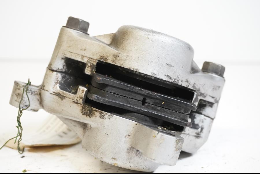 Höger sida på Bromsok från en Yamaha XV 1100 -1993 motorcykel.