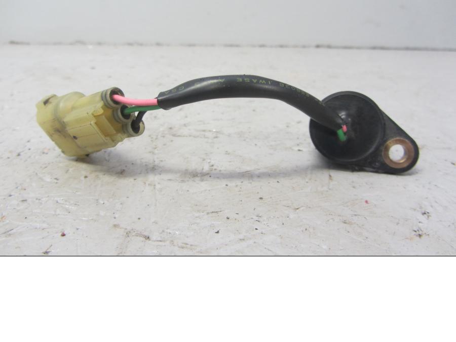 Baksidan på Hastighetsgivare från en Honda CB 1000 R -2010 motorcykel.