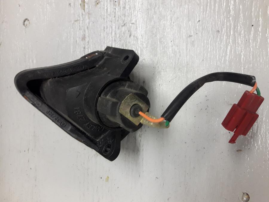 Baksidan på Blinkers från en Honda CBR 1000 F -1999 motorcykel.