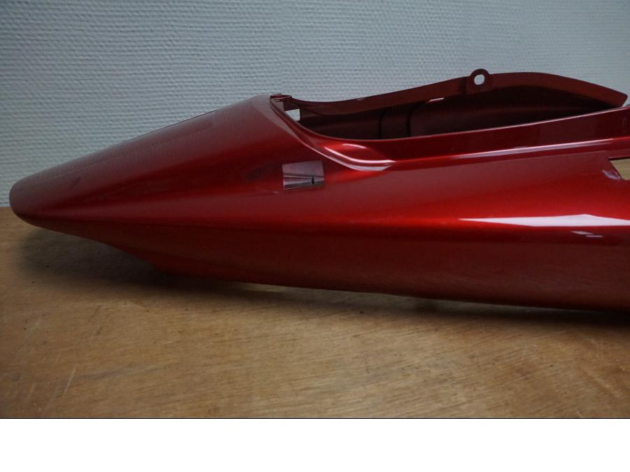 Extrabild1 på Bakvinge från en Yamaha FZS 1000 -2001 motorcykel.