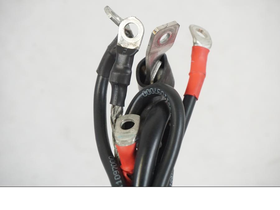 Vänster sida på Kablage från en Husqvarna 701 SUPERMOTO ABS -2016 motorcykel.